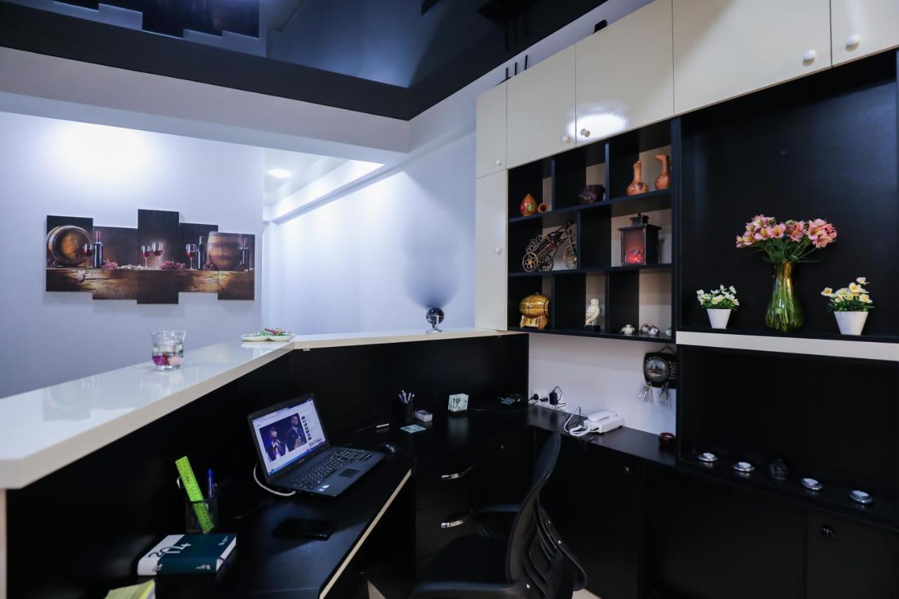 Hotel Sagu 쿠타이시 외부 사진