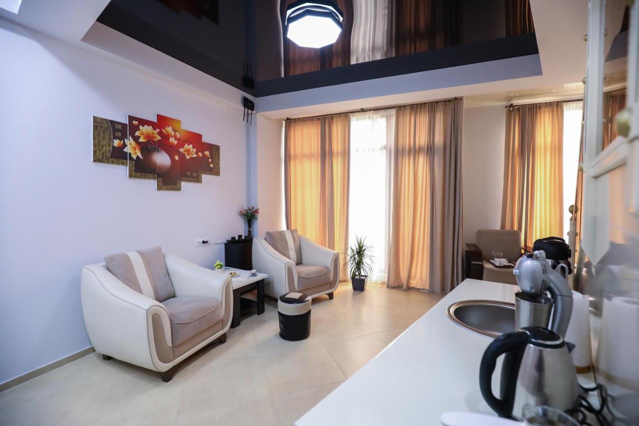 Hotel Sagu 쿠타이시 외부 사진
